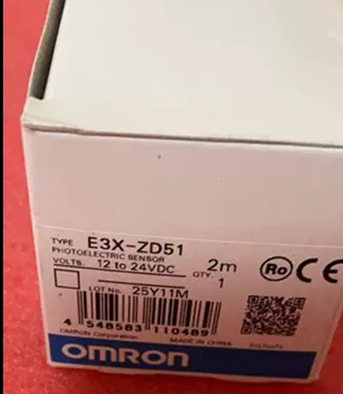 NEW Omron E3X-ZD51 Photoelectric Sensor Optical Amplifier