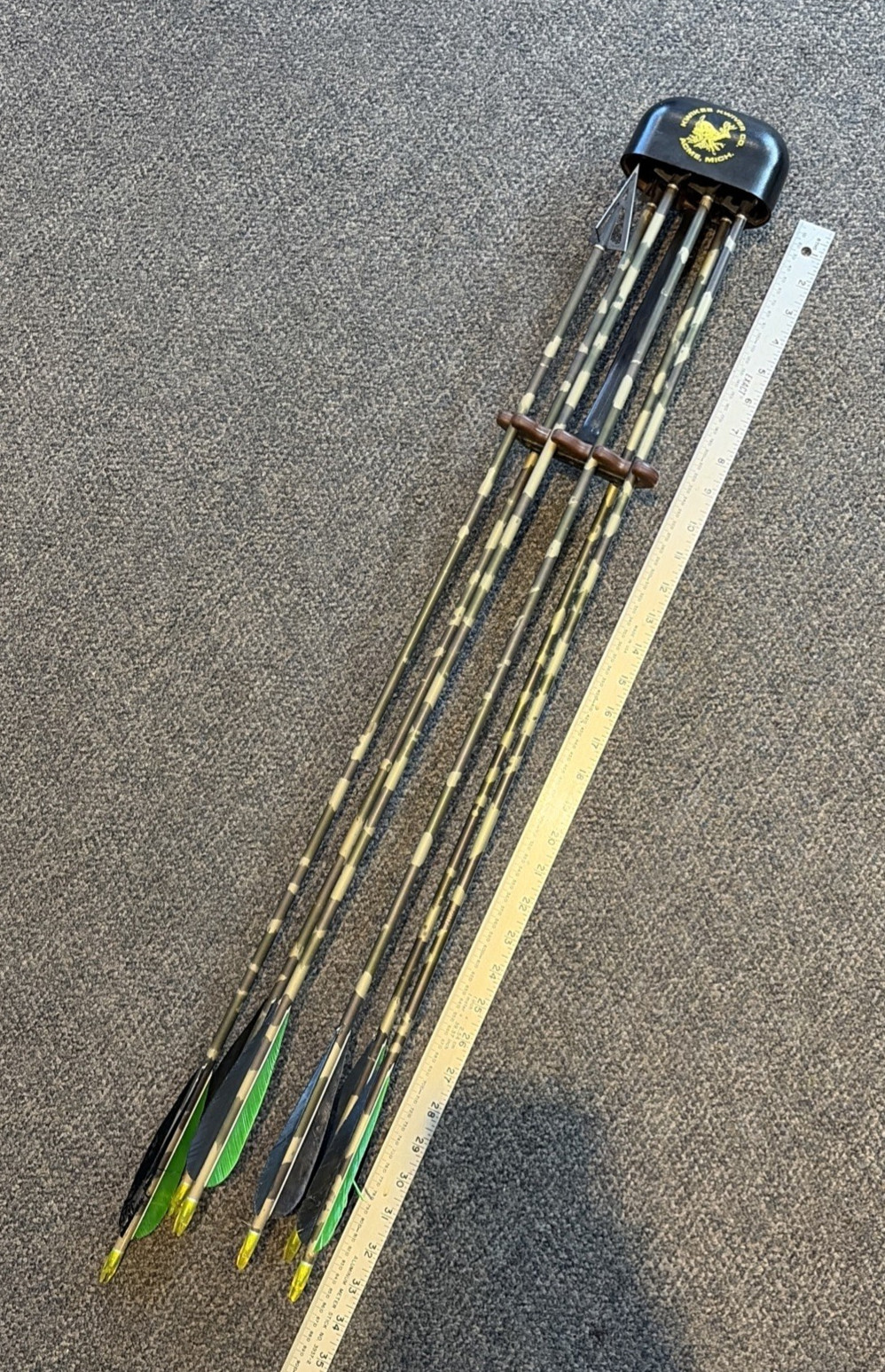 Hunting arrows lot of 6