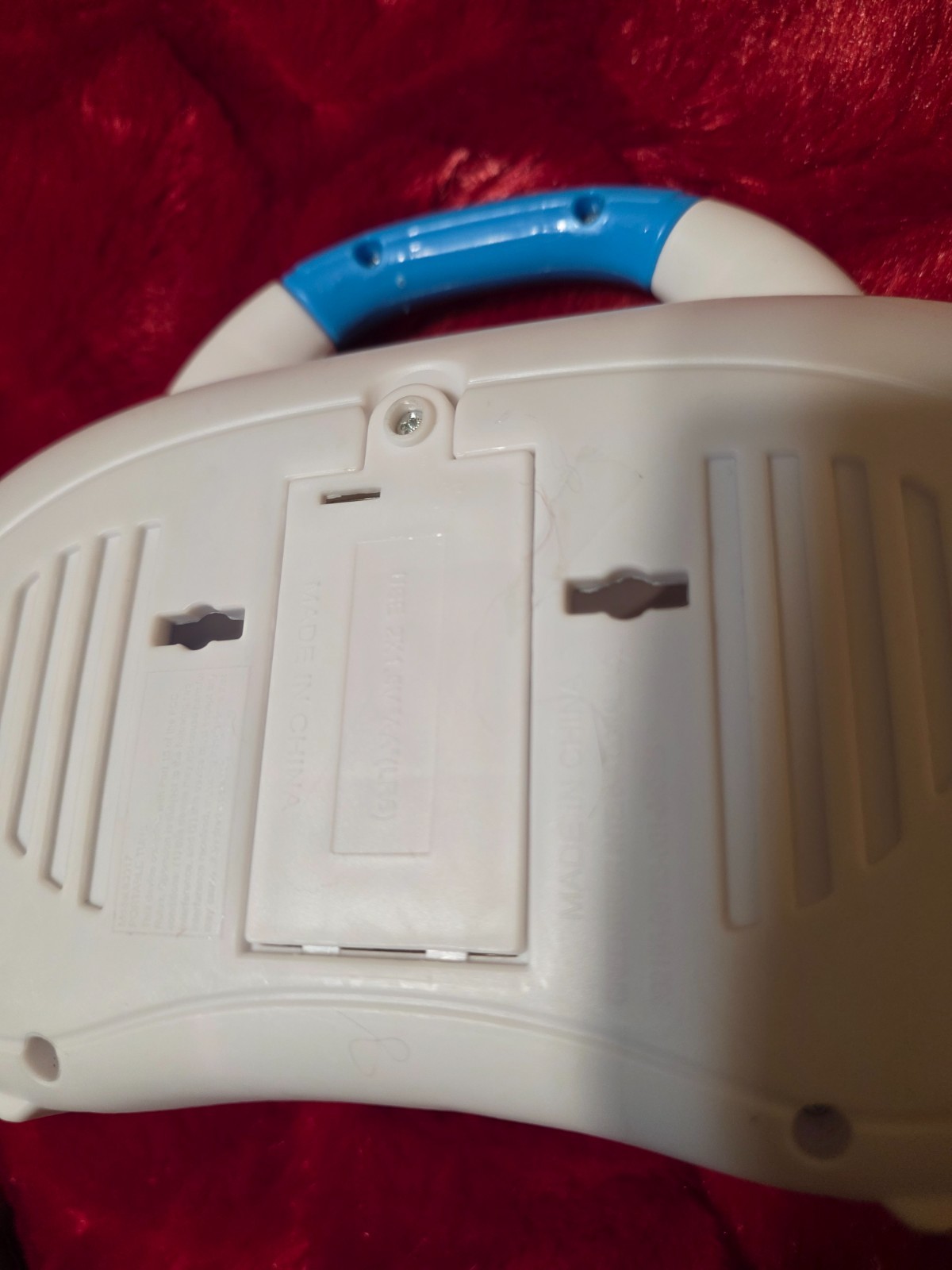 1992 TOYBOX PORTABLE TUNES SOUND AND LIGHT