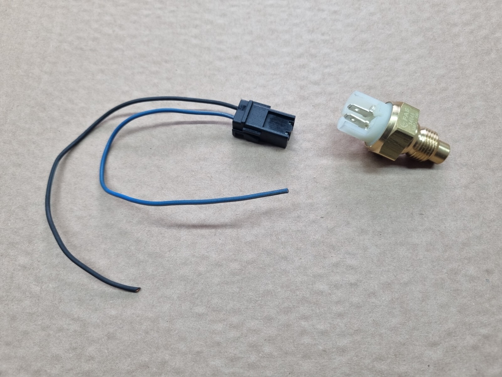 RENAULT 5 GT TURBO USED COOLANT WATER TEMPERATURE DASH GAUGE SENSOR PLUG WIRING