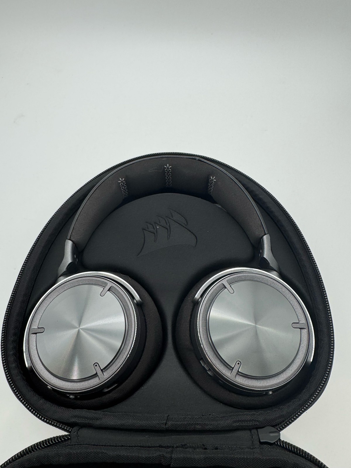 Corsair Virtuoso Max Wireless Gaming Headset ANC Noise Cancelling Carbon