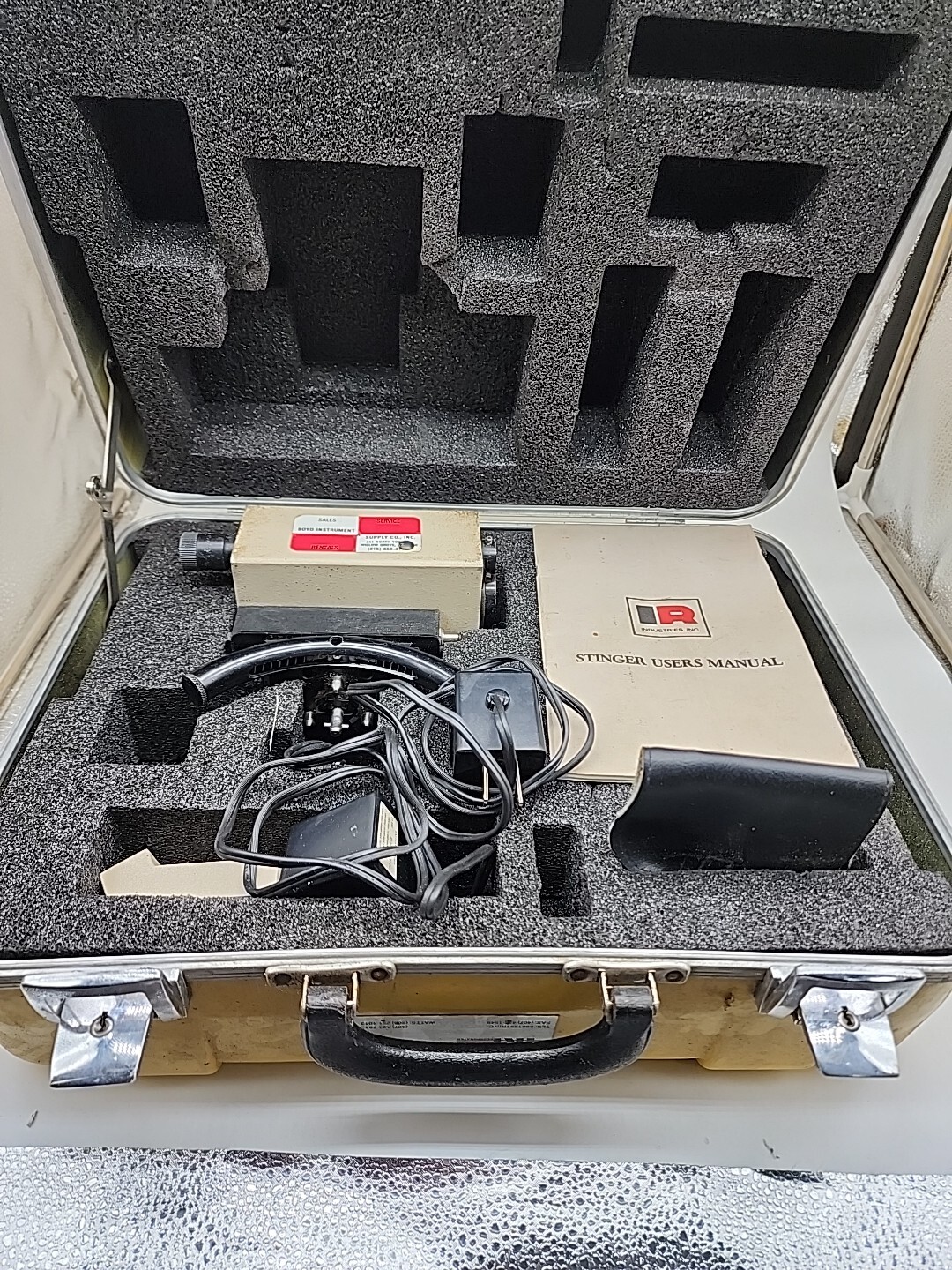 IR INCORPORATED STINGER DISTANCE METER  UNTESTED. READ DESCRIPTION.