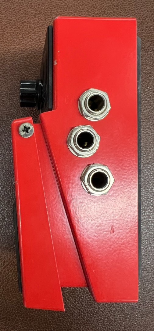 BOSS RC-1 Loop Station w/Innovative Loop Indicator & Foot-Switching Capabilities