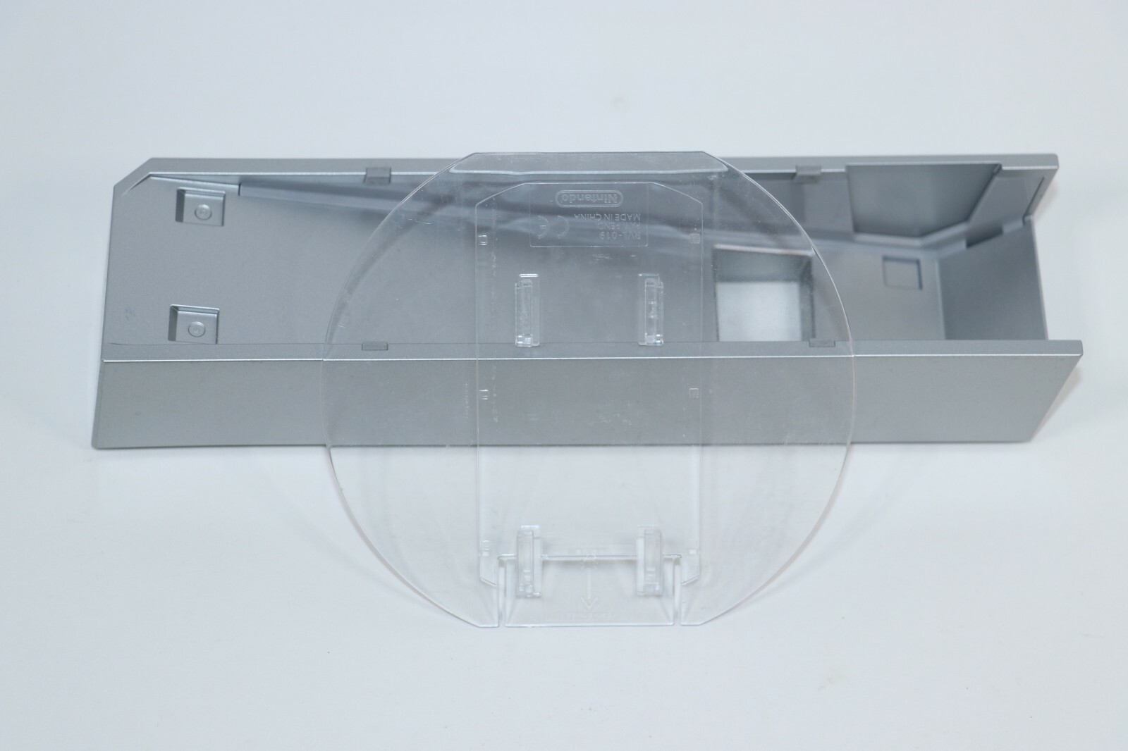 GENUINE NINTENDO WII STAND BASE SILVER RVL-019 WITH CLEAR ROUND BASE RVL-017