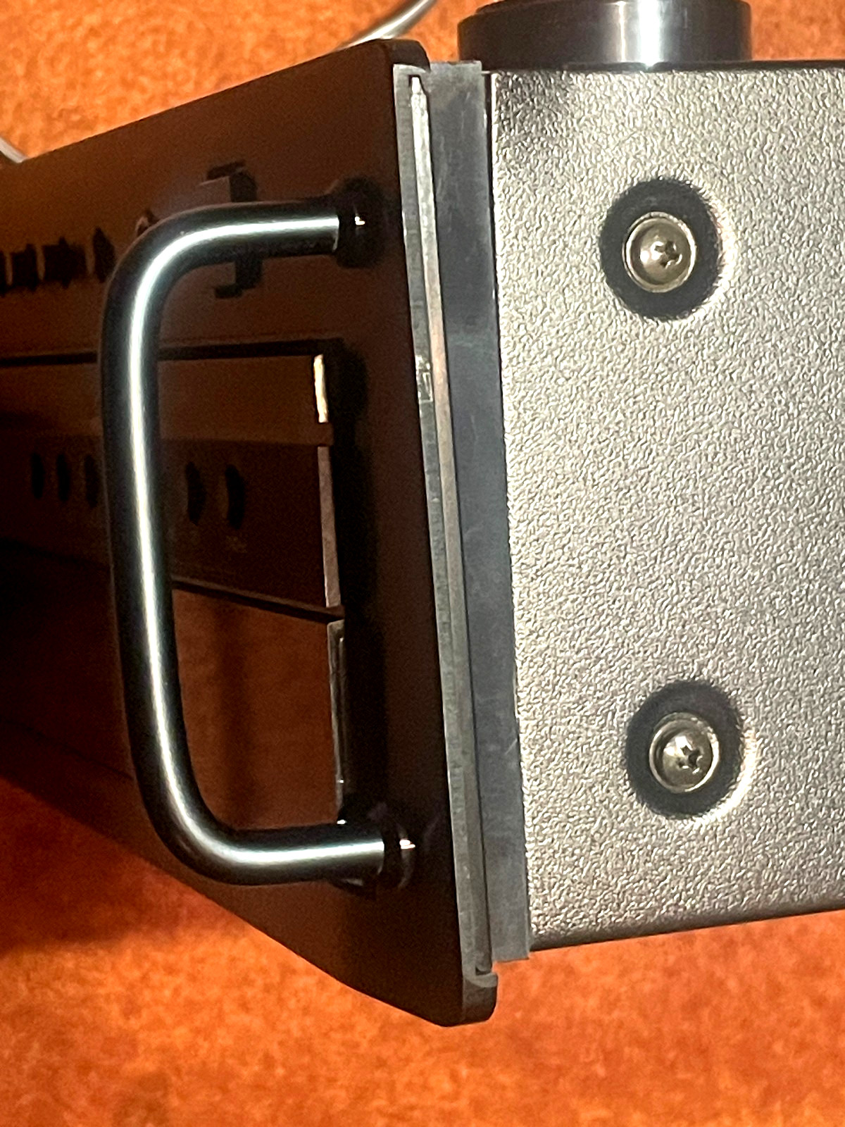 Carver Sonic Holography A/V Receiver HR-742