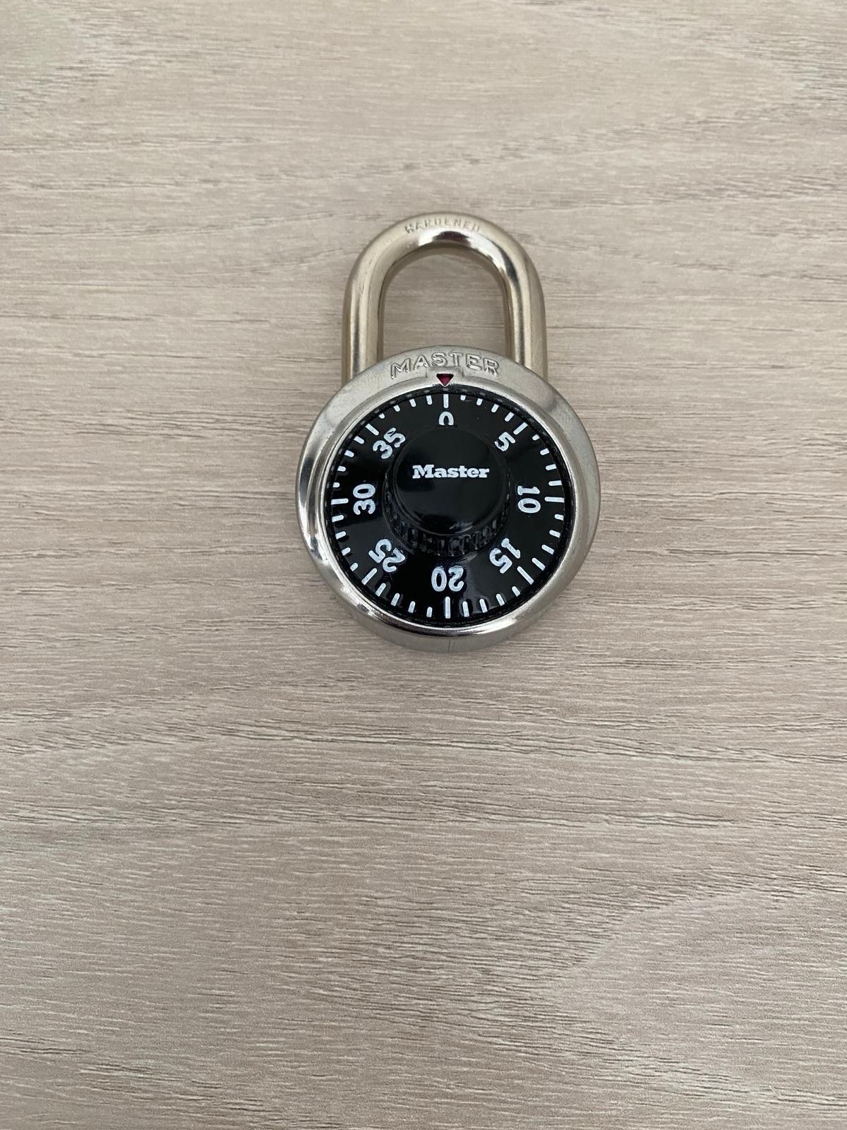 MASTER LOCK STAINLESS STEEL COMBINATION PADLOCK 3 NUMBER PRESET DIAL COMBINATION