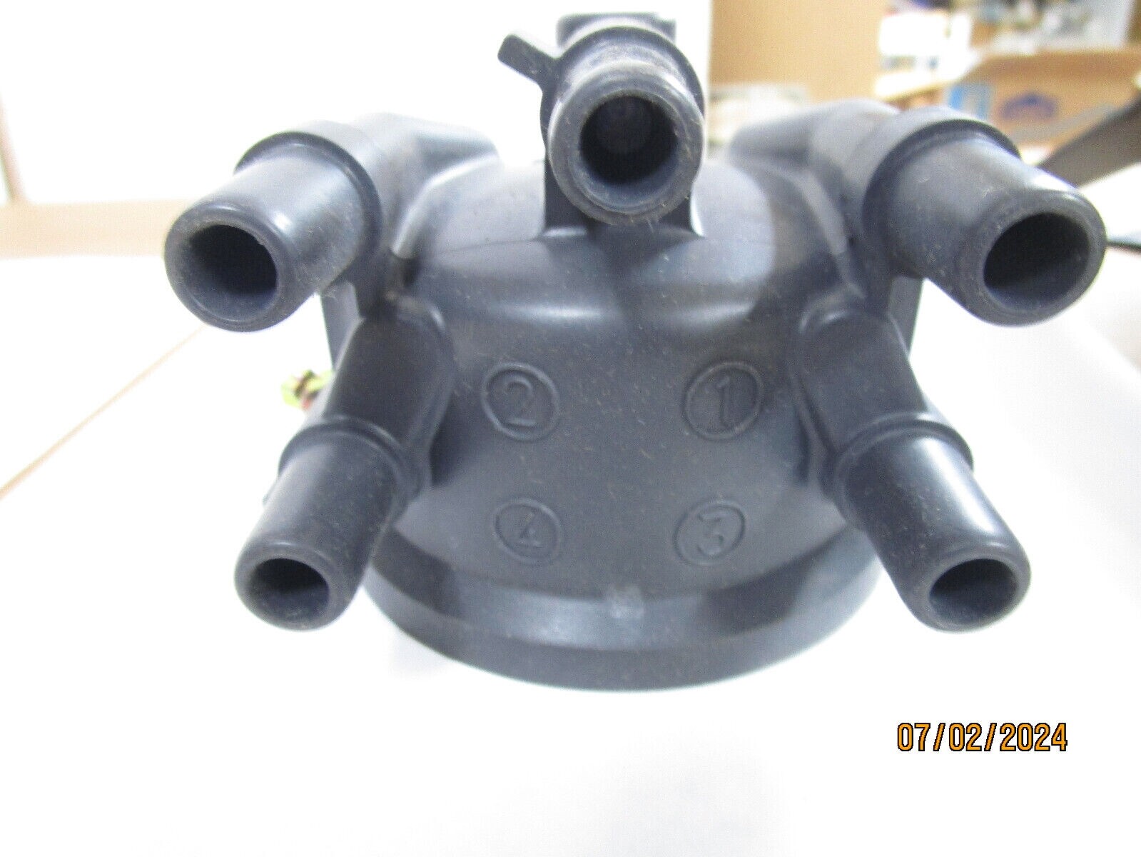 Genuine GM OEM Distributor Cap 94850617