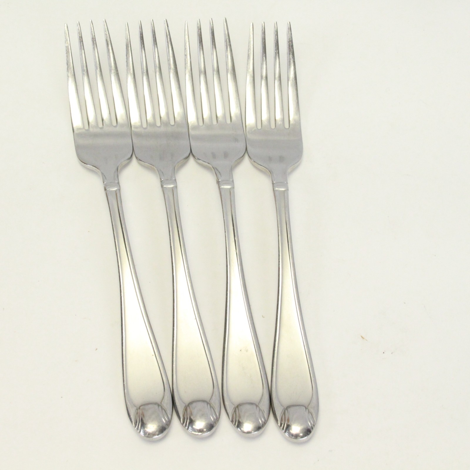 Oneida Satin Garnet Dinner Forks 18/10  8 1/8" Lot of 4