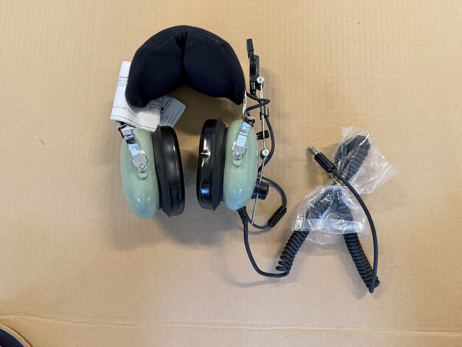 David Clark Model H10-76 Aviation Headset, green, MIL to GA adapter not icluded