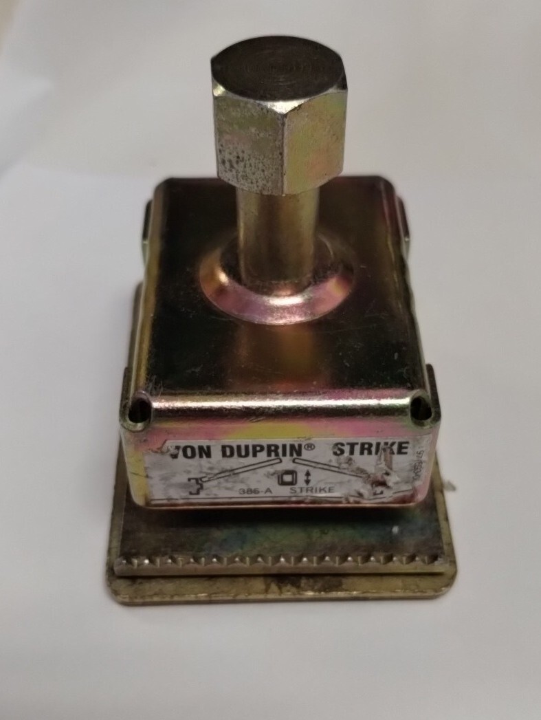 New. Allegion Von Duprin 385-A Vertical Rod Bottom Strike 971693-00 / 030385-00