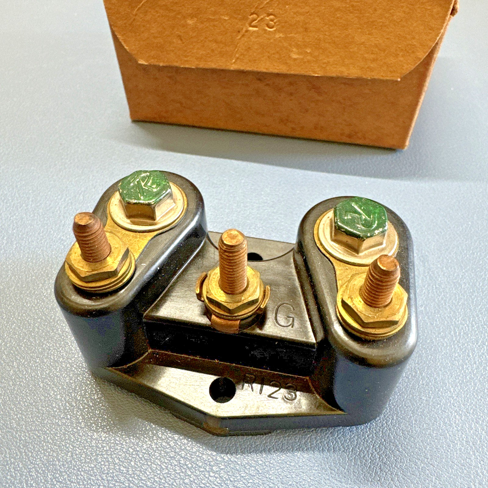 New Reliable Signal Circuit Protector R123 A5