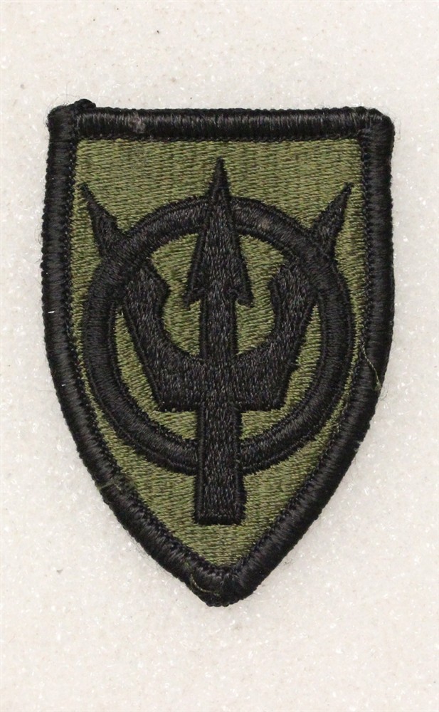 Army Patch: 4th Transportation Command - subdued, merrowed edge