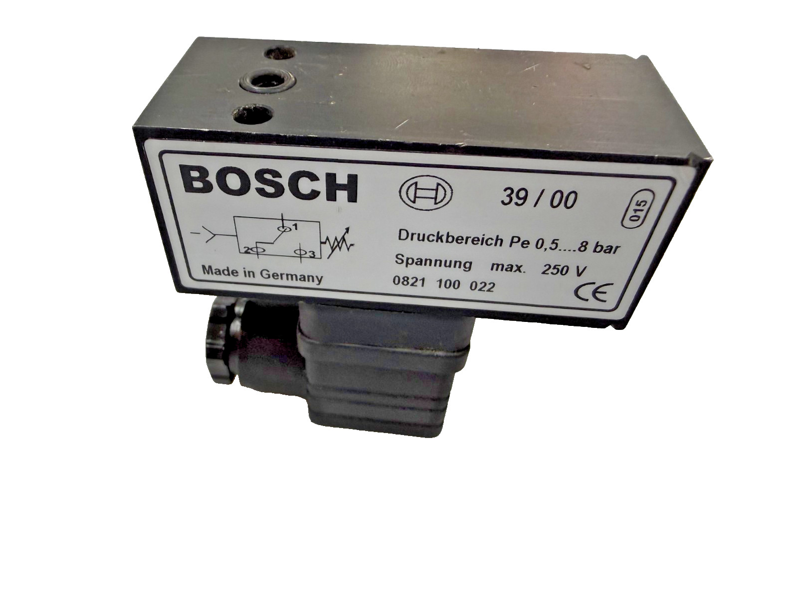 BOSCH  0 821 100 022 Pressure Switch 0.5 ... 8 bar  flange mount 0821100022