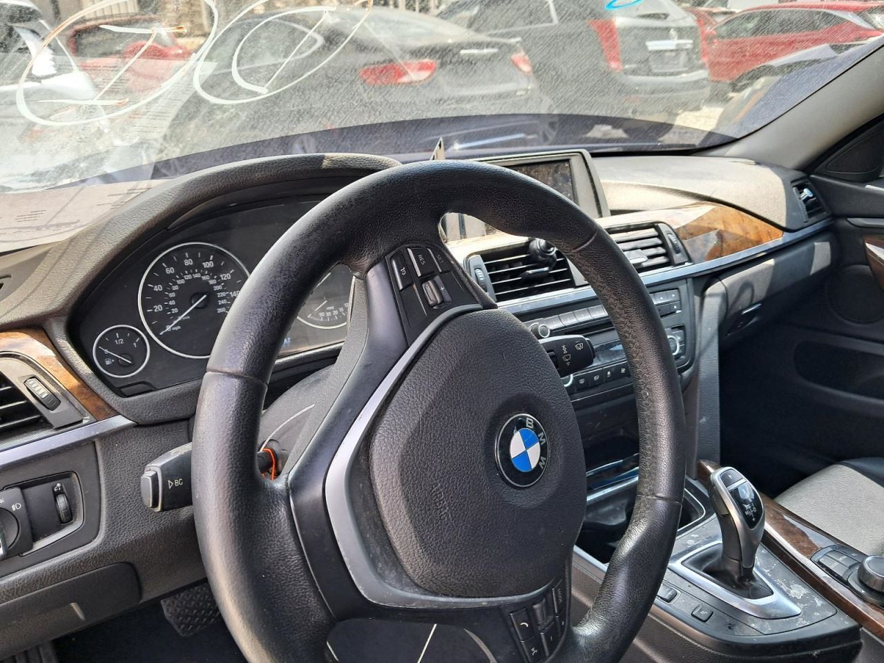 435I BMW 2015 Glove Box 4775737