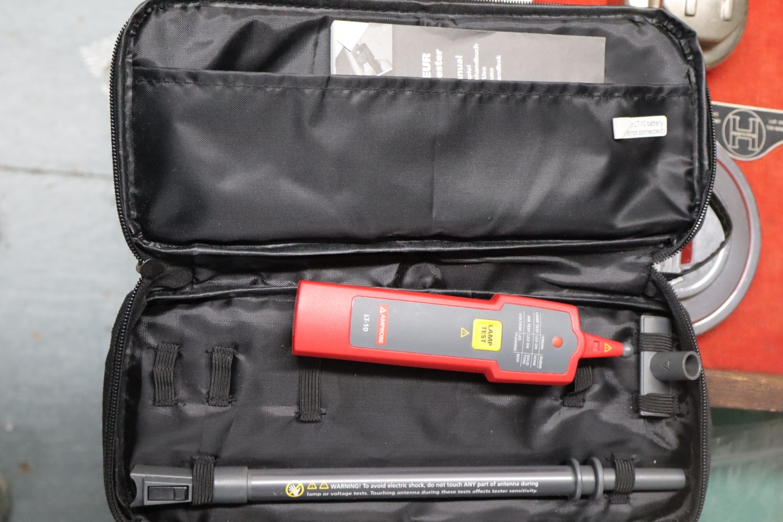 Amprobe LT-10 Lamp Tester Fluorescent Light Bulb Continuity Pin Test
