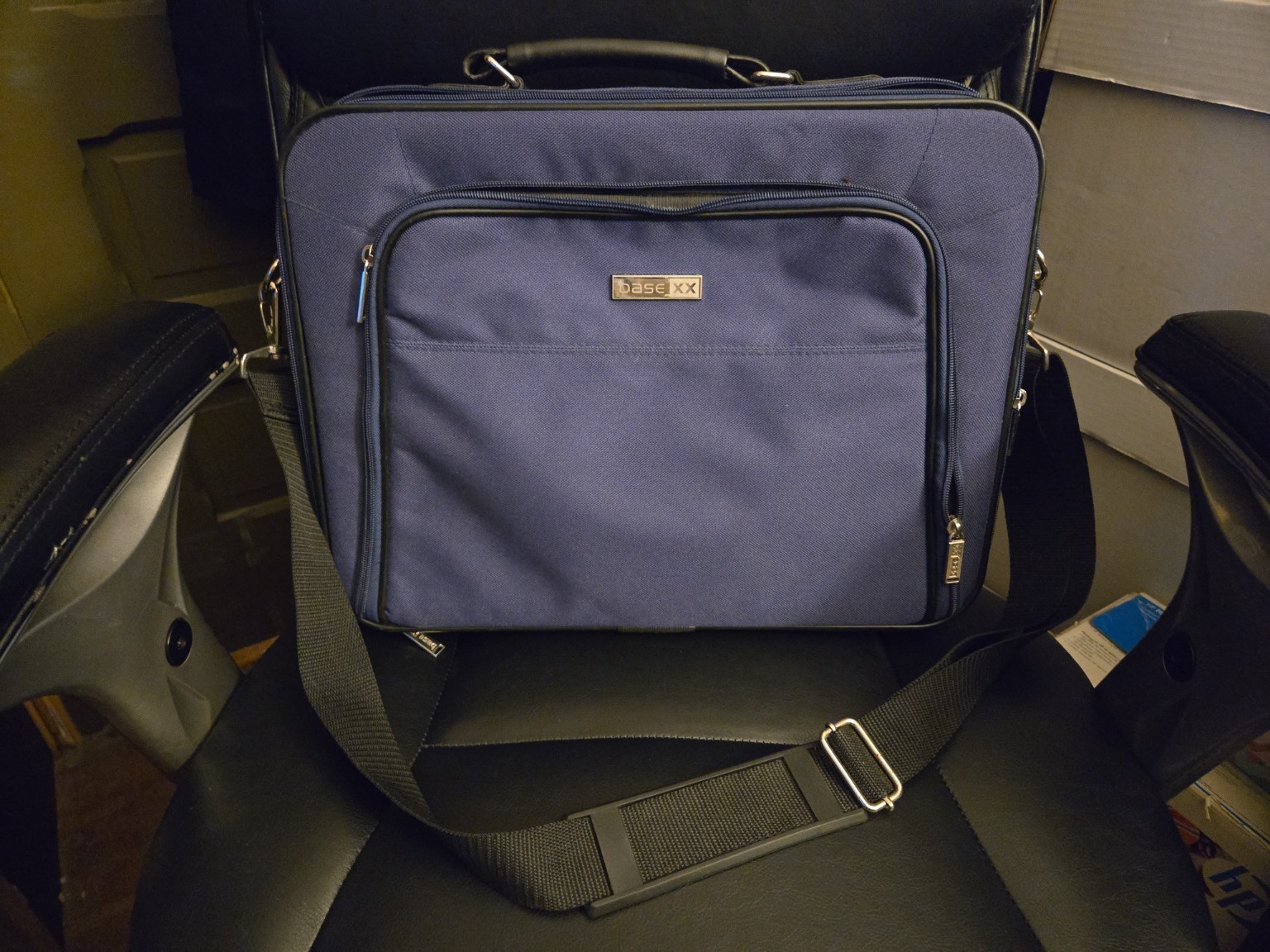 Base XX Blue Laptop Carrying Case Shoulder Bag Briefcase Padded Travel Bag