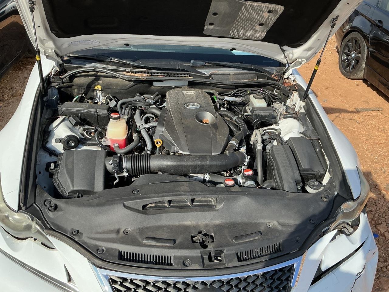IS200T 2016 Glove Box 4925022