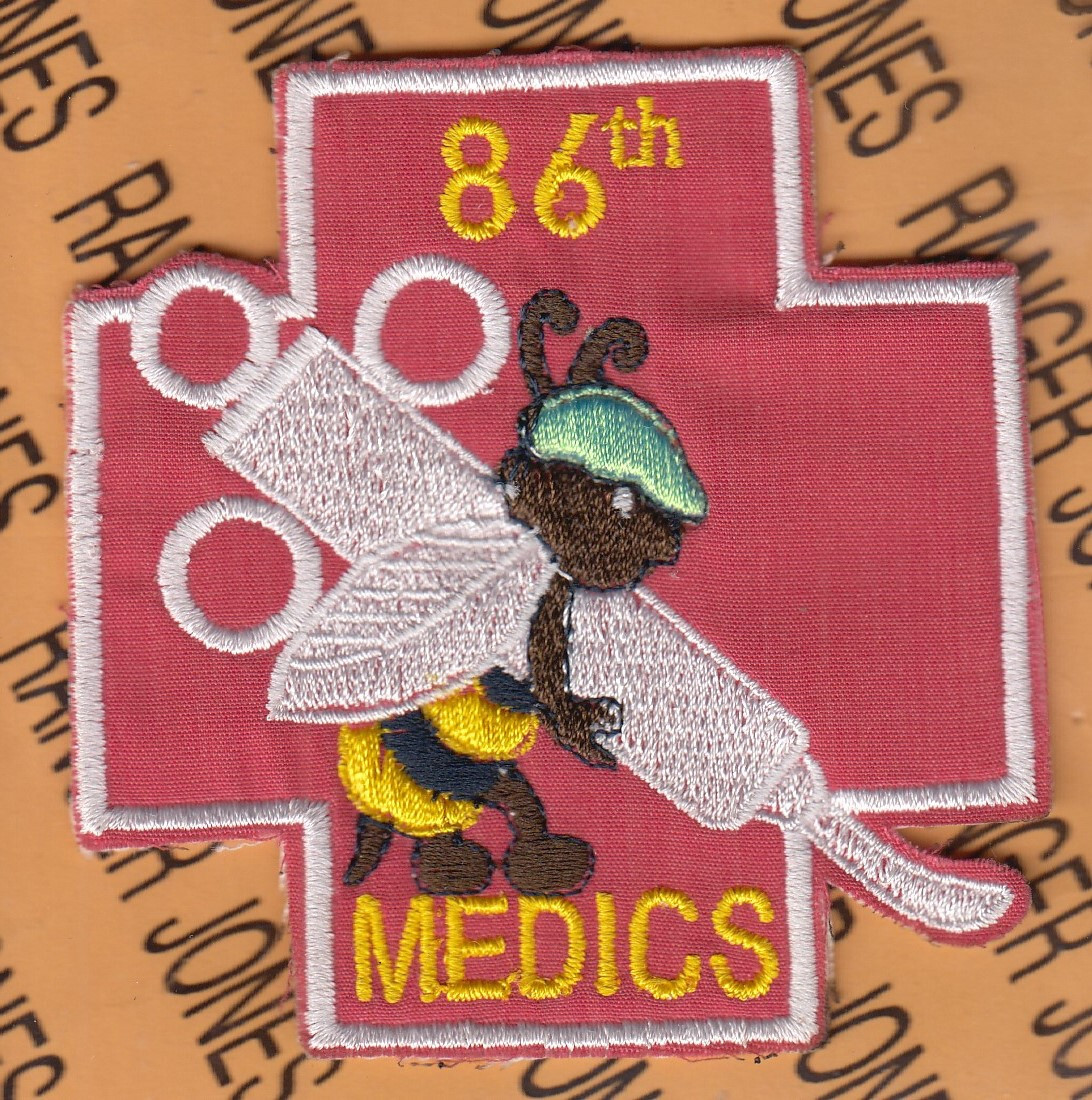 US Army 86th Medical Bn MEDICS ~3.5" pocket patch c/e