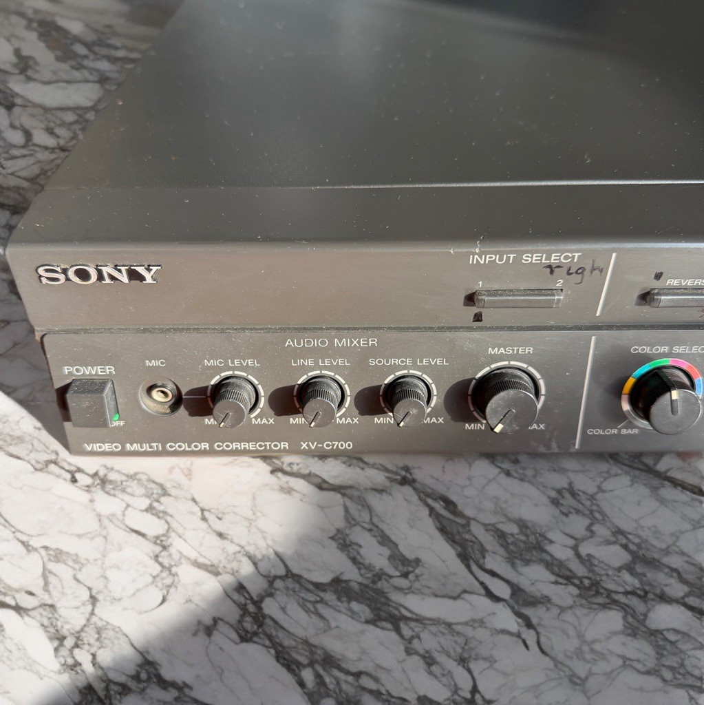 PAL Sony XV-C700 Video Multi Color Corrector - TESTED