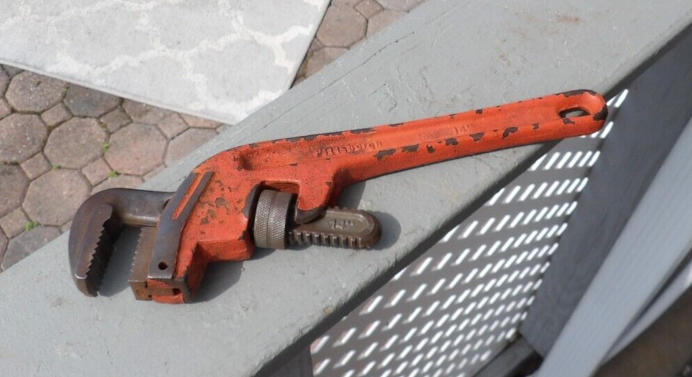 Vintage Pittsburgh 14" Offset Adjustable Pipe Wrench Red Steel Rust Free