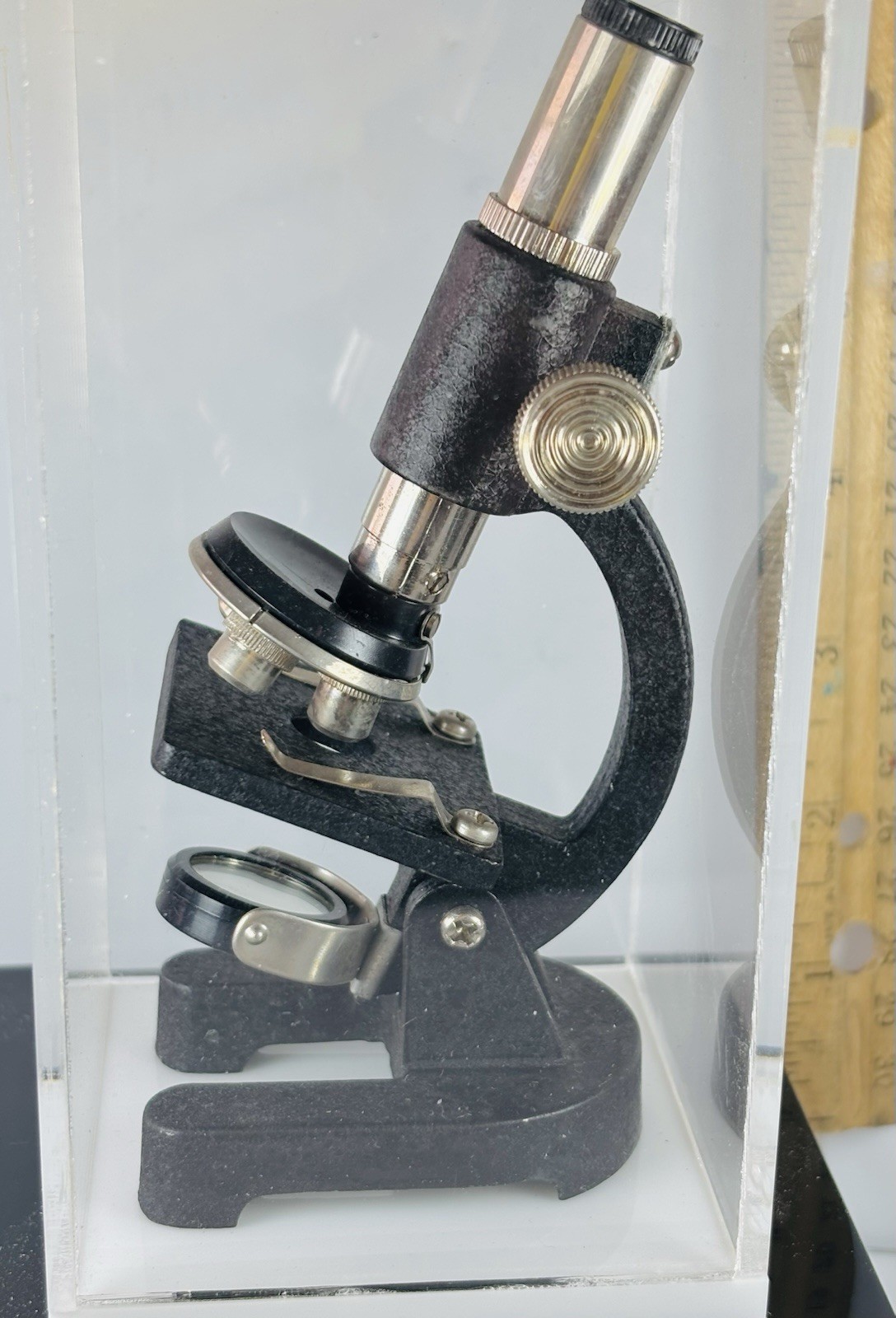 MICROSCOPE/ MINI Trophy /AWARD Encased In Lucite/BLACK BASE/ VINTAGE/ EUC