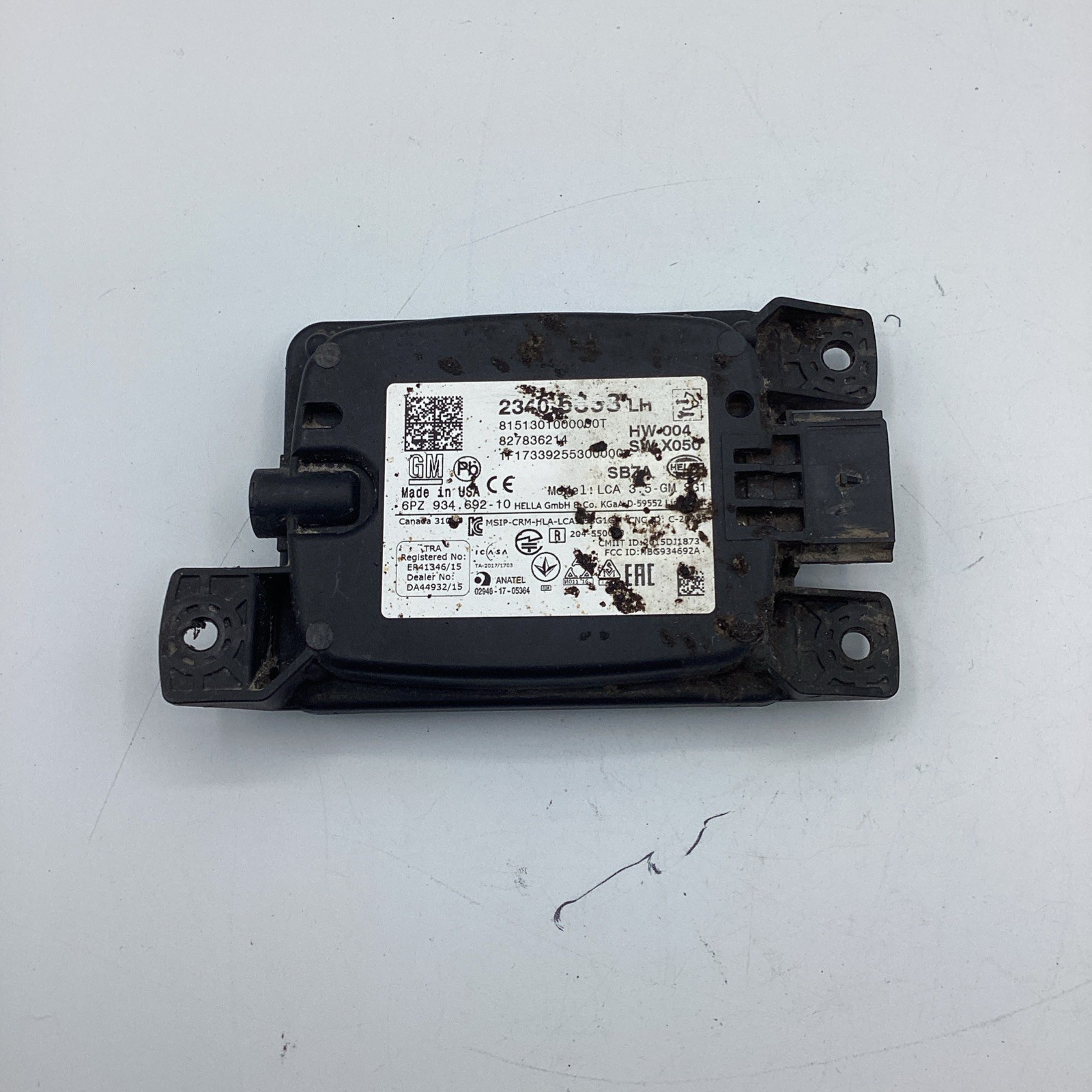 OEM GM 17-20 Chevrolet Tahoe Suburban Bolt LEFT REAR BLIND SPOT SENSOR  23405898