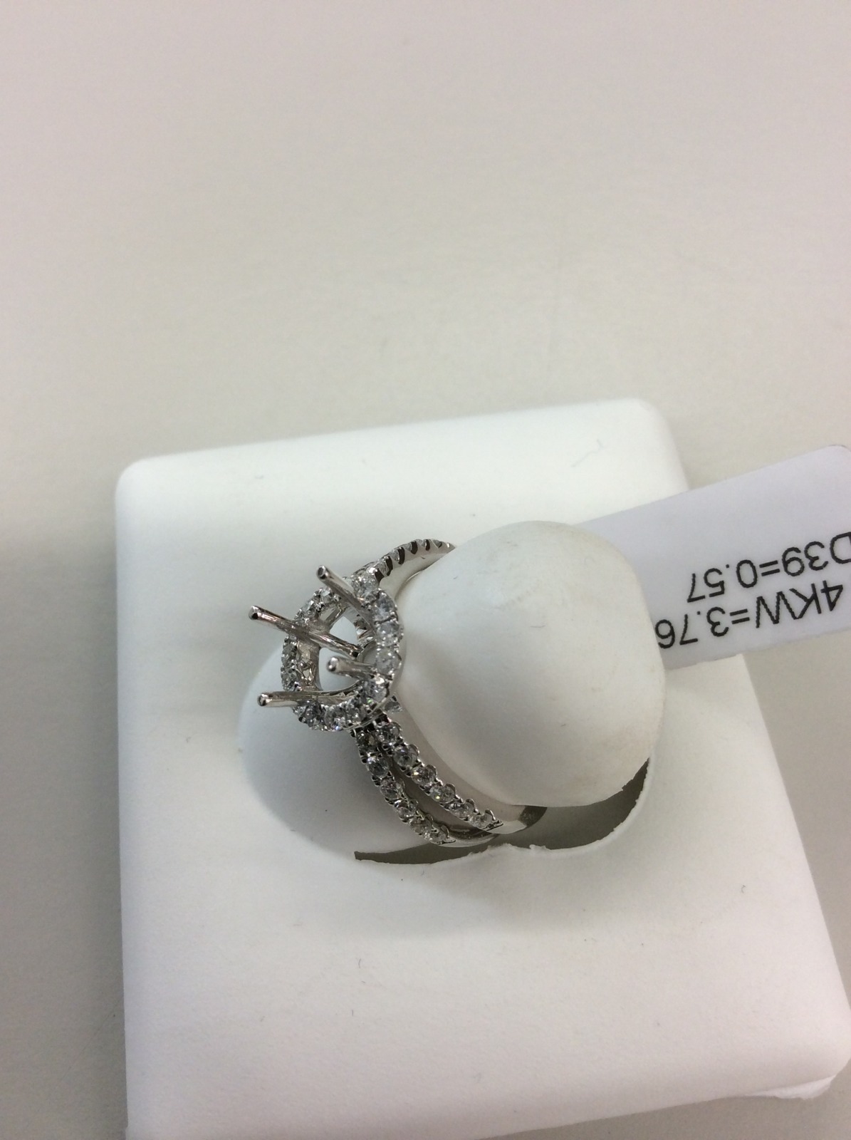 14kt White Gold Diamond Halo Setting with Split Shank