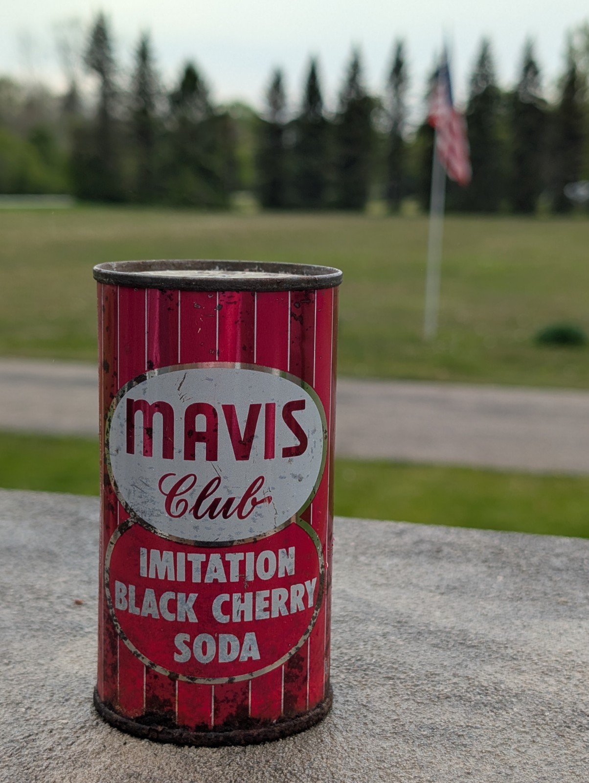 Mavis Club Imitation Black Cherry Soda Flat Top Soda Pop Can Detroit MI Michigan