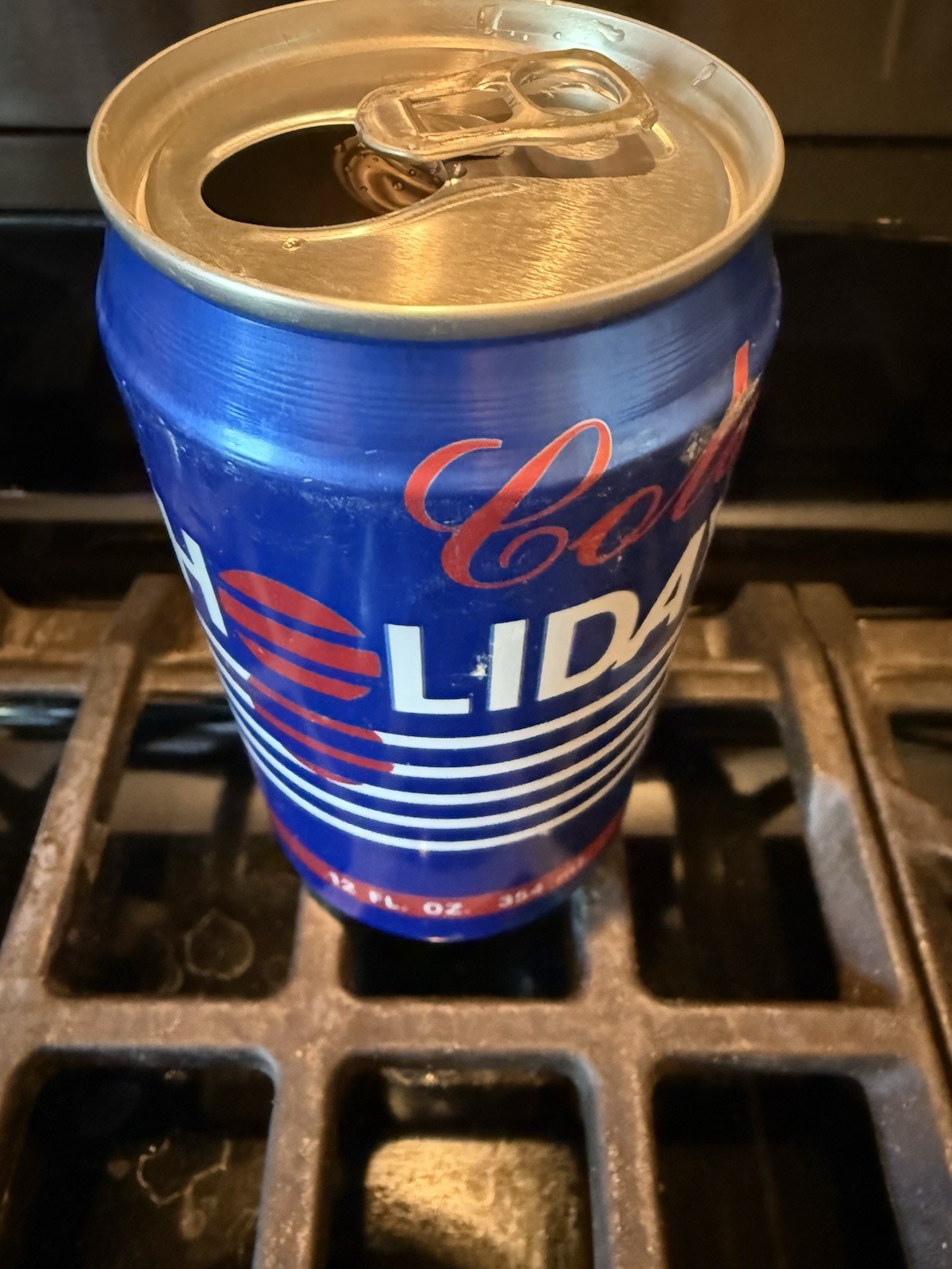 HOLIDAY COLA soda 🥤can - CHATTANOOGA, TN 🇺🇸