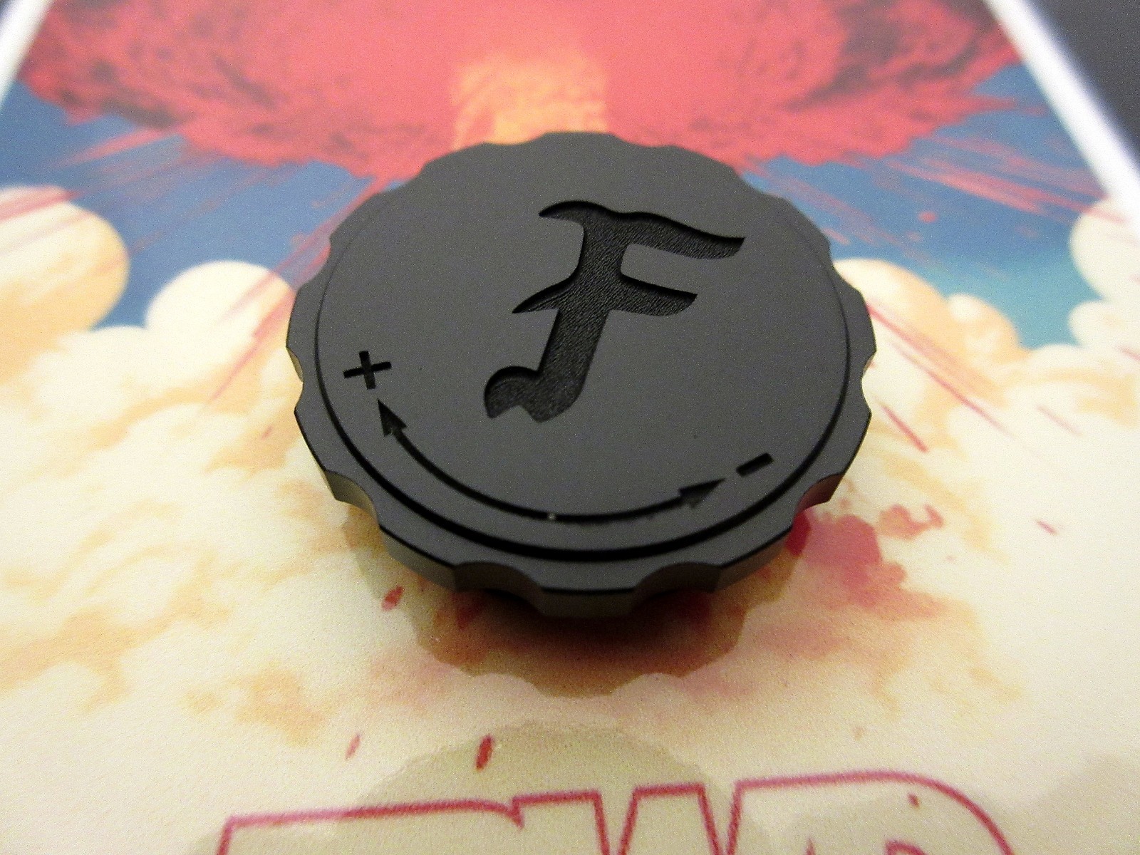 AUTHENTIC FORWARD OBSERVATIONS GROUP BLACK AIMPOINT T1 / T2 BATTERY CAP FOG