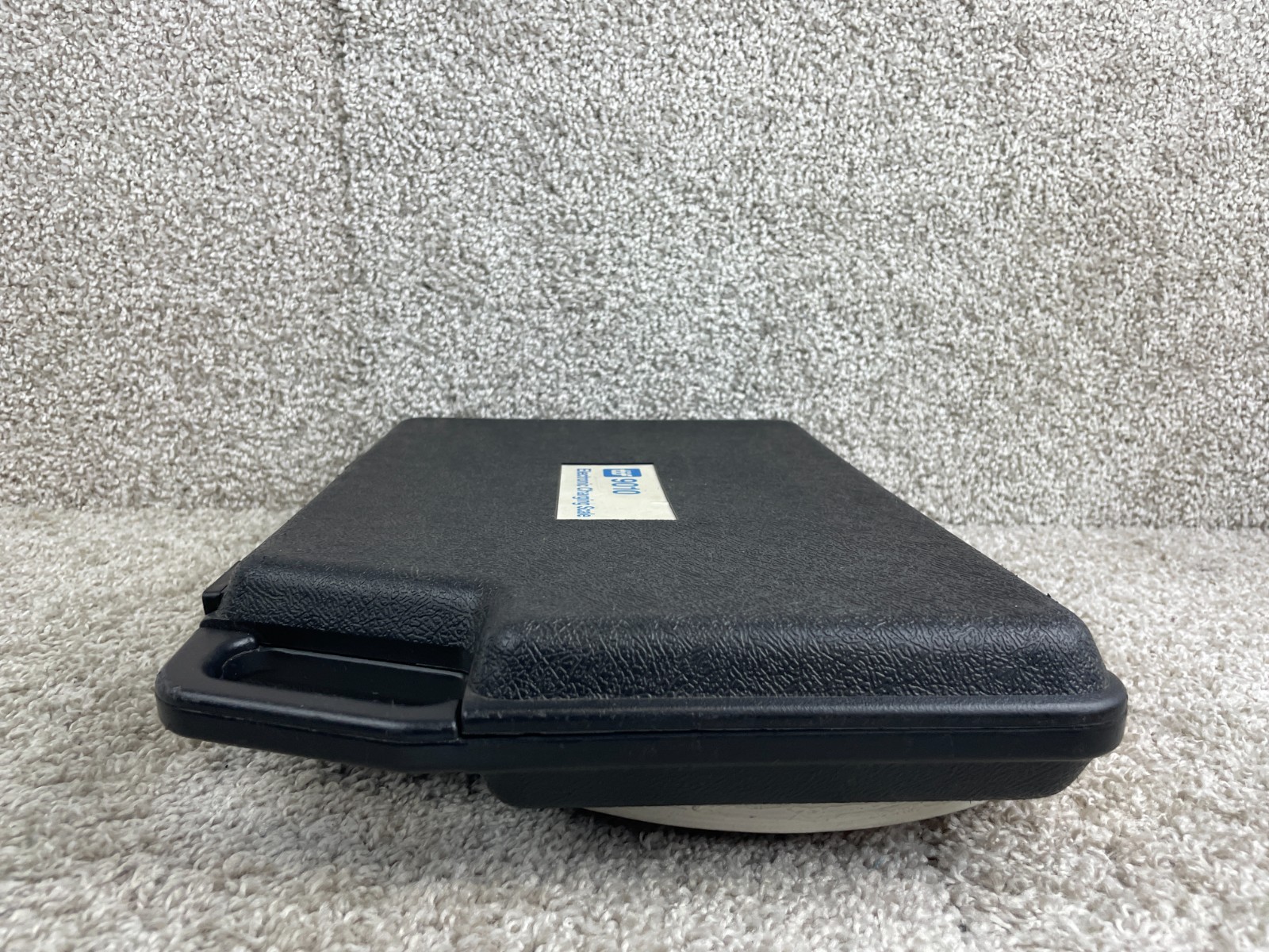 TIF 9010 Electronic Refrigerant Charging Scale with Durable Carrying Case