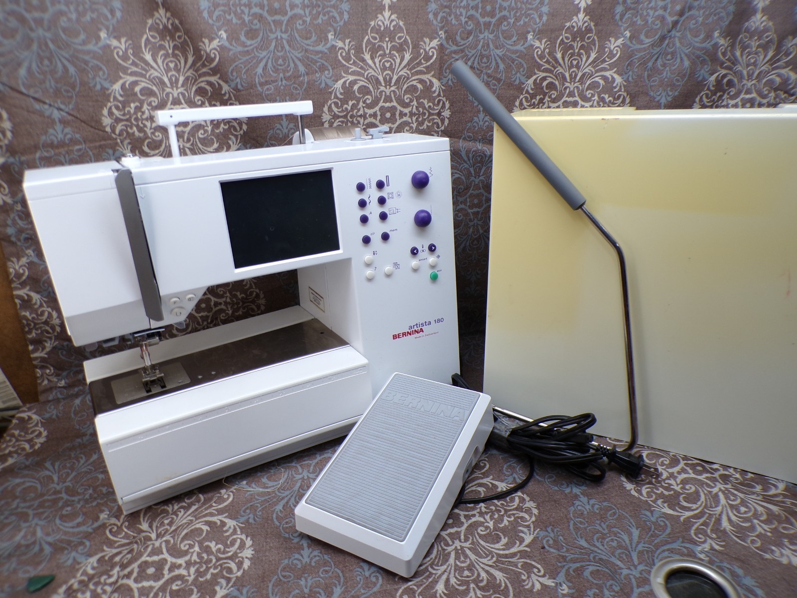 Bernina Artista 180 Sewing Machine Made In Switzerland Tested And Works