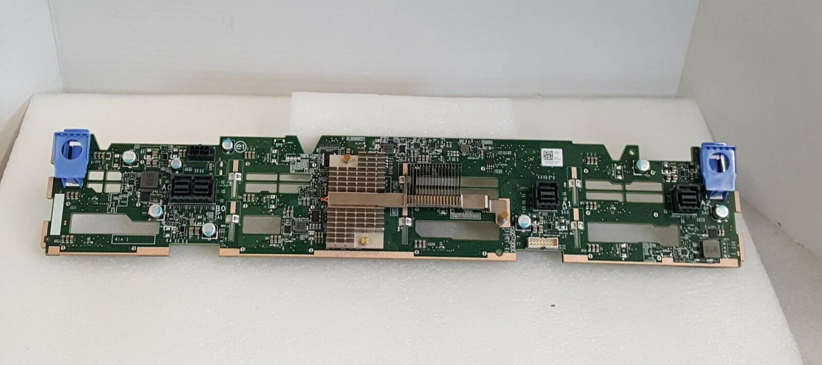 Dell 0RDRTM EMC PowerEdge R740xd R7425 R7415 12-Bay 3.5" LFF Server Backplane
