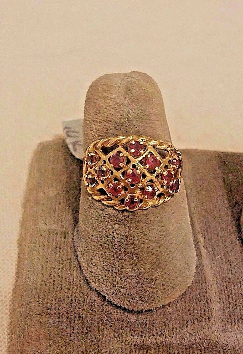 14K Yellow Gold 0.5 Ct Ruby Ring.Size 6.25