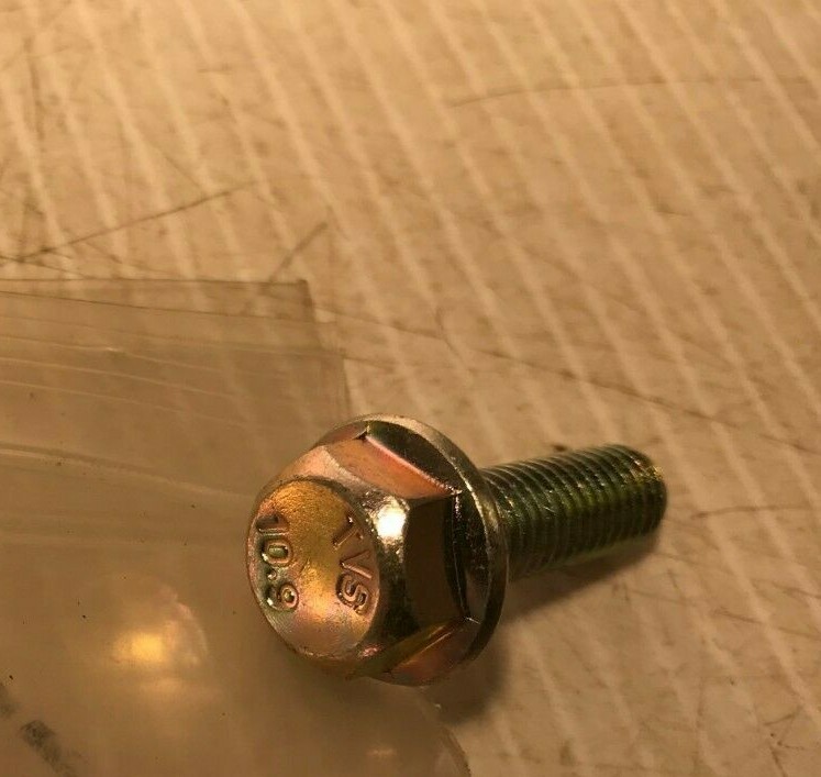 19M9869  GENUINE  John Deere Original Equipment  SOCKET HEAD SCREW BOLT