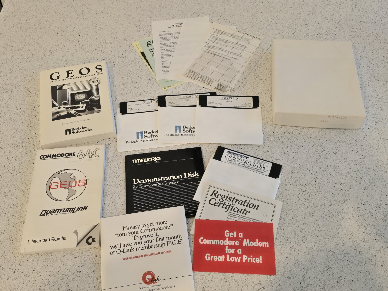 GEOS 2.0 Commodore 64 128 64C Operating System w/ Box Manuals  Paperwork 80s