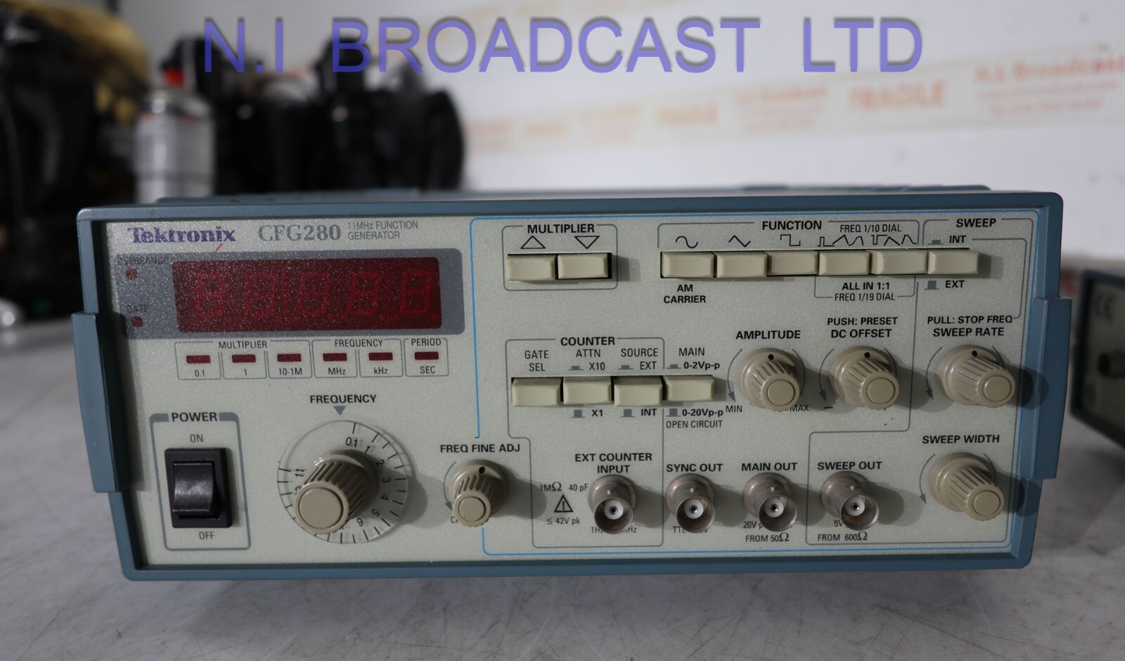 Tektronix cfg280 11Mhz function generator