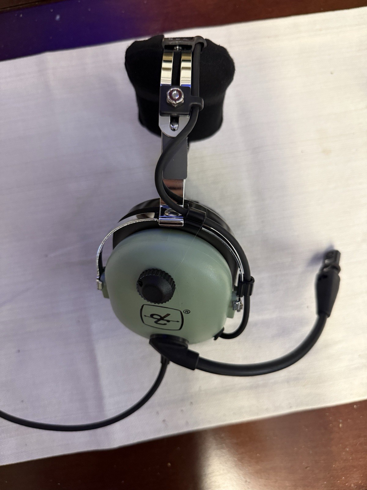 David Clark H10-13.4 Aviation Headset With Dual Plugin