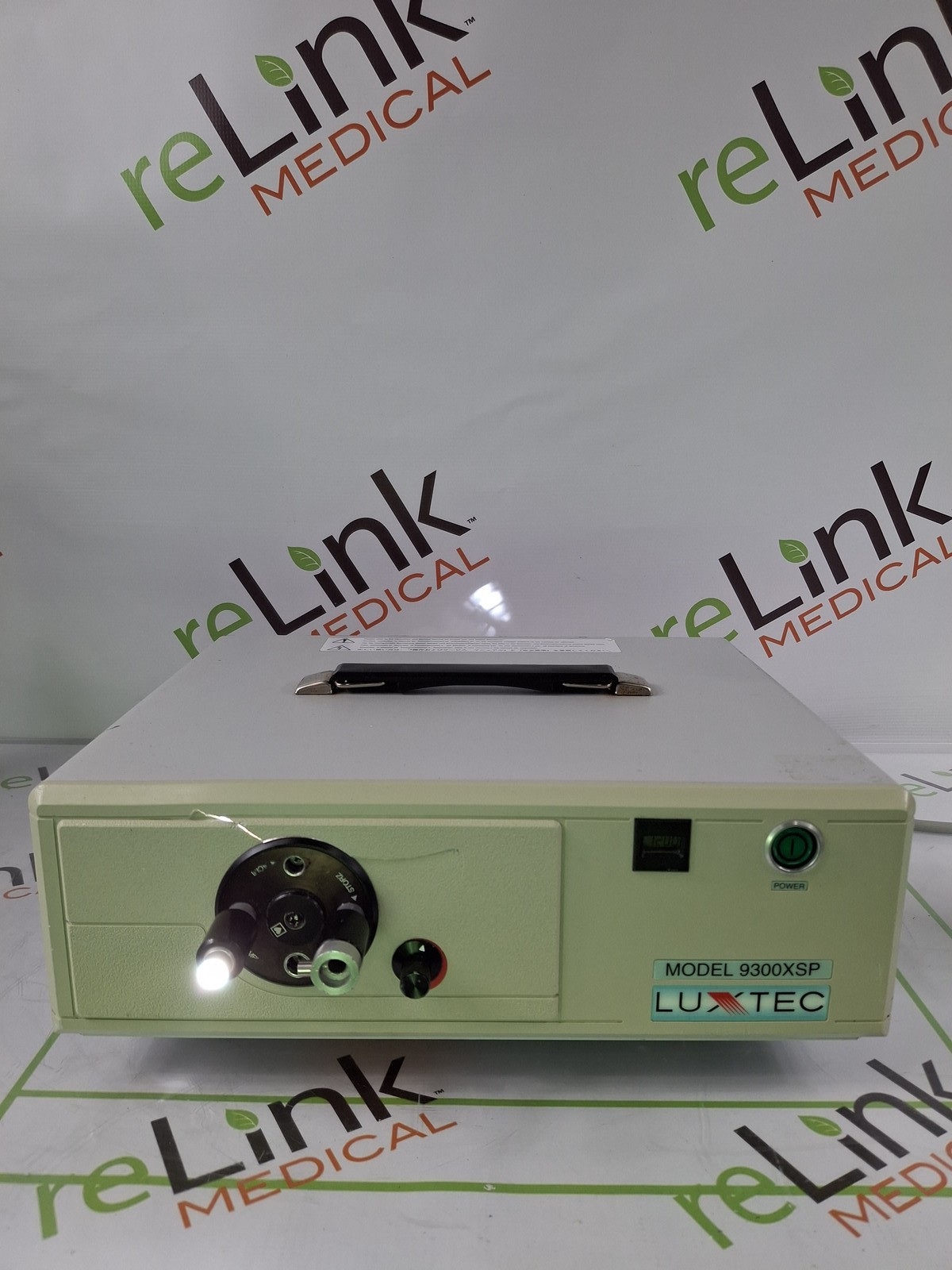 Luxtec 9300XSP Light Source