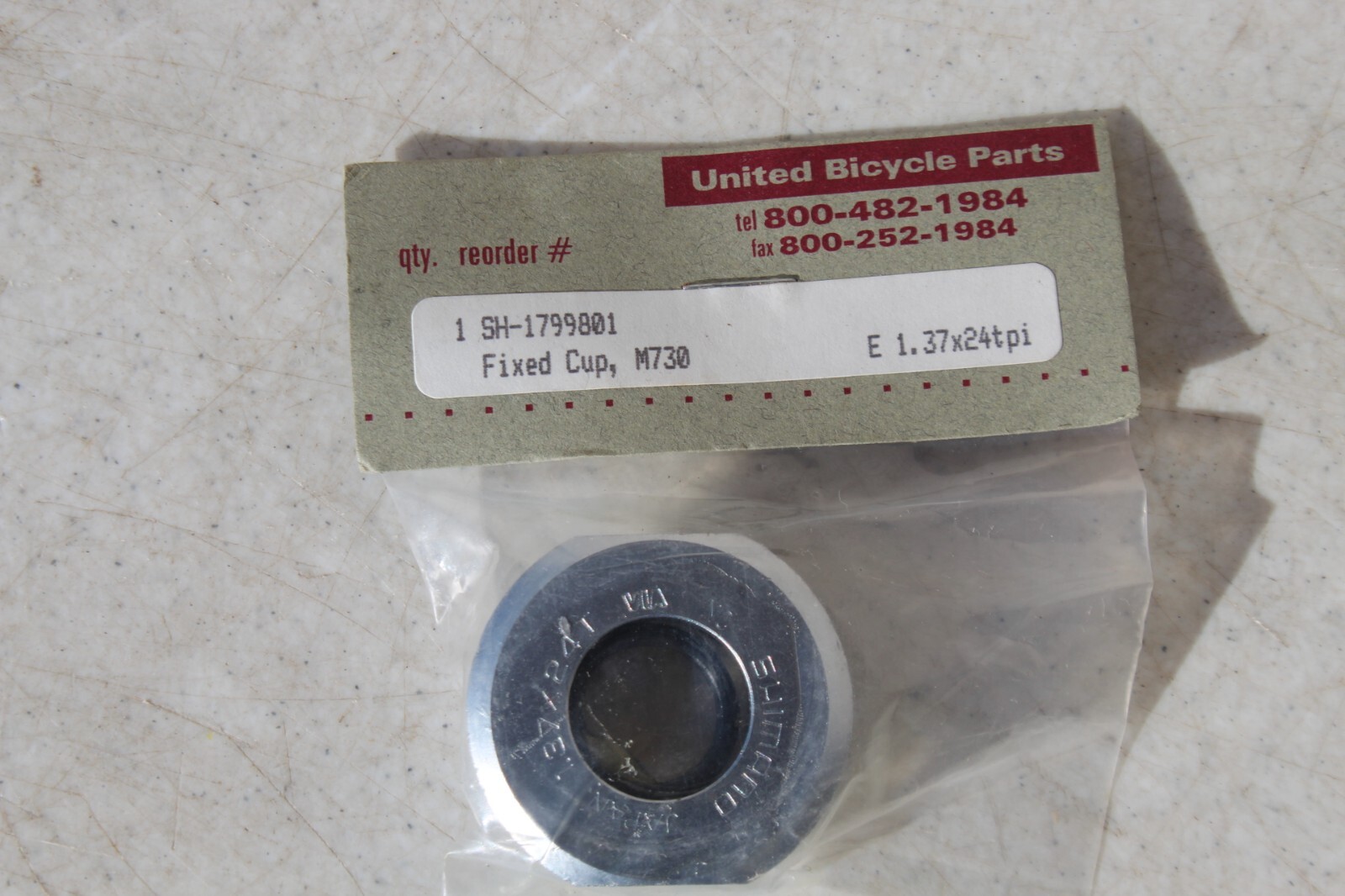 NOS Shimano XT M730 Right Side Fixed Cup Bottom Bracket 1.37x24 SH-1799801