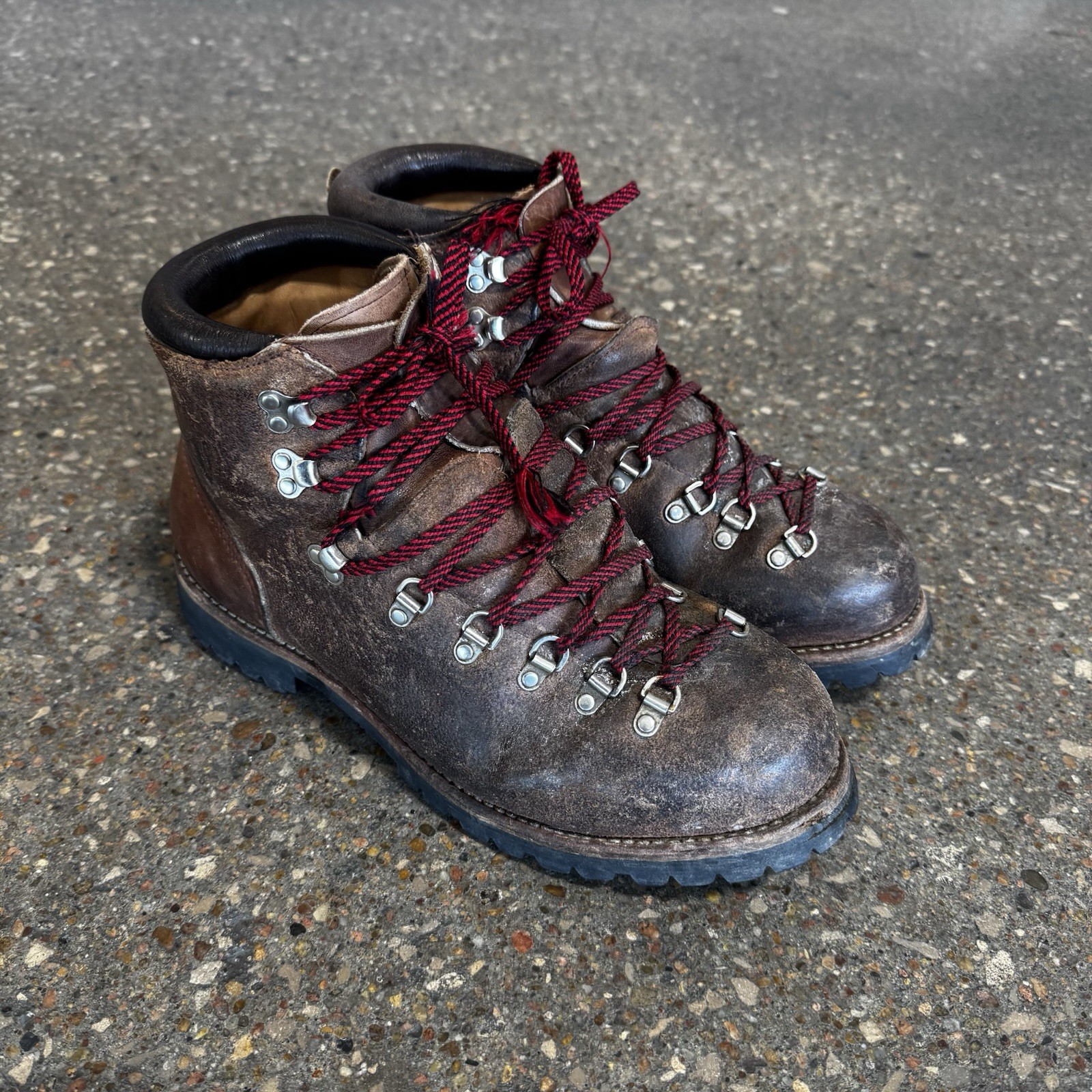 Vintage Vasque Hiking Mountaineering Boots Brown Leather Mens 12 EE Made In USA