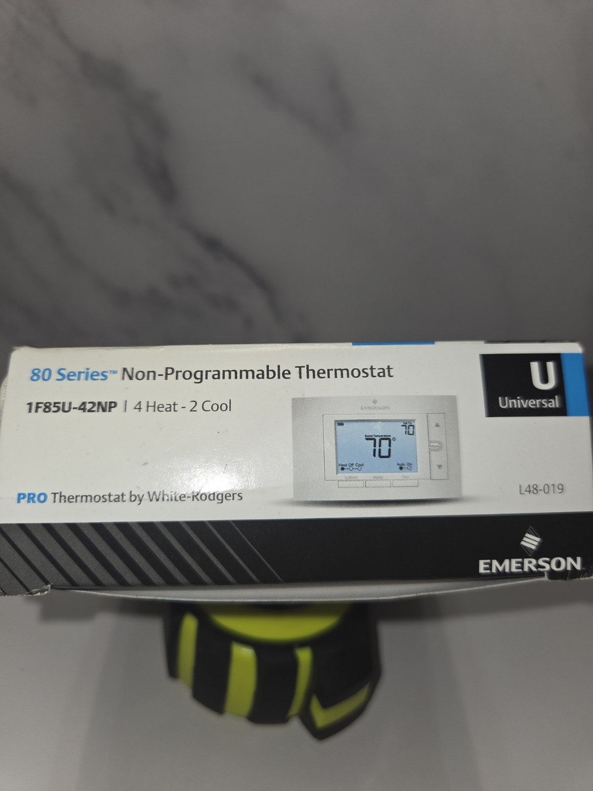 Emerson 1F85U-42PR 80 Series Thermostat 4H/2C Programmable Wall Mount
