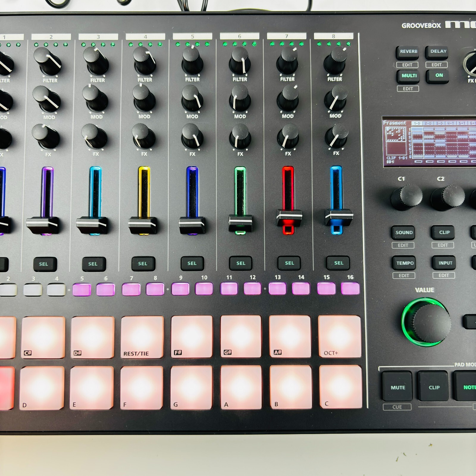 Roland MC-707 Sampler Drum Machine Synthesizer Groovebox Workstation Tested