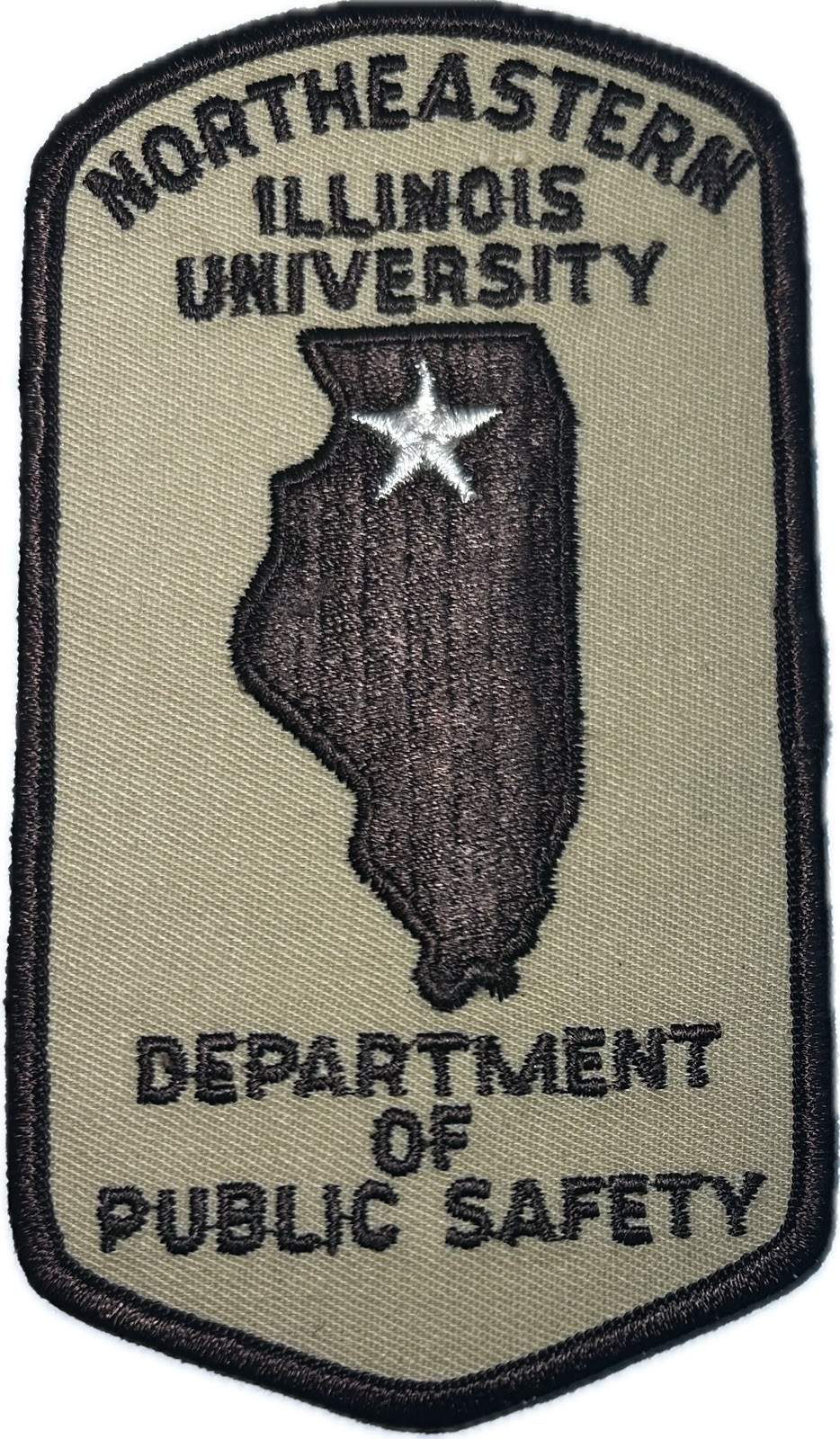 IL NORTHEASTERN ILLINOIS UNIVERSITY DEPT PUBLIC SAFETY POLICE DEPT PATCH #KP