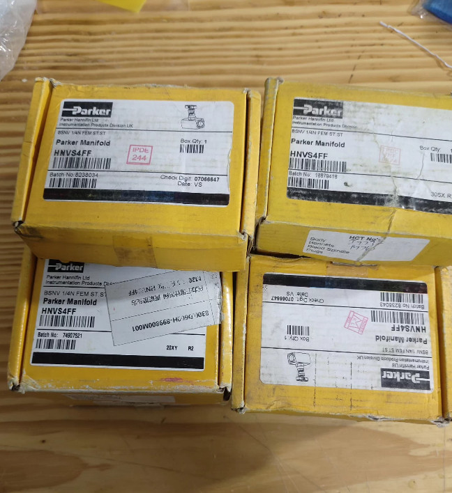 1pcs Parker HNVS4FF Pressure valve