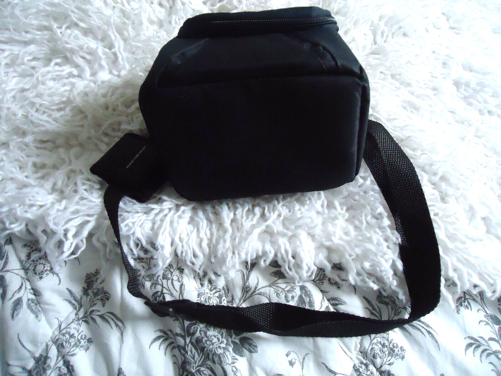 Beach Camera Black Padded Bag W/ Shoulder Strap Great Condition