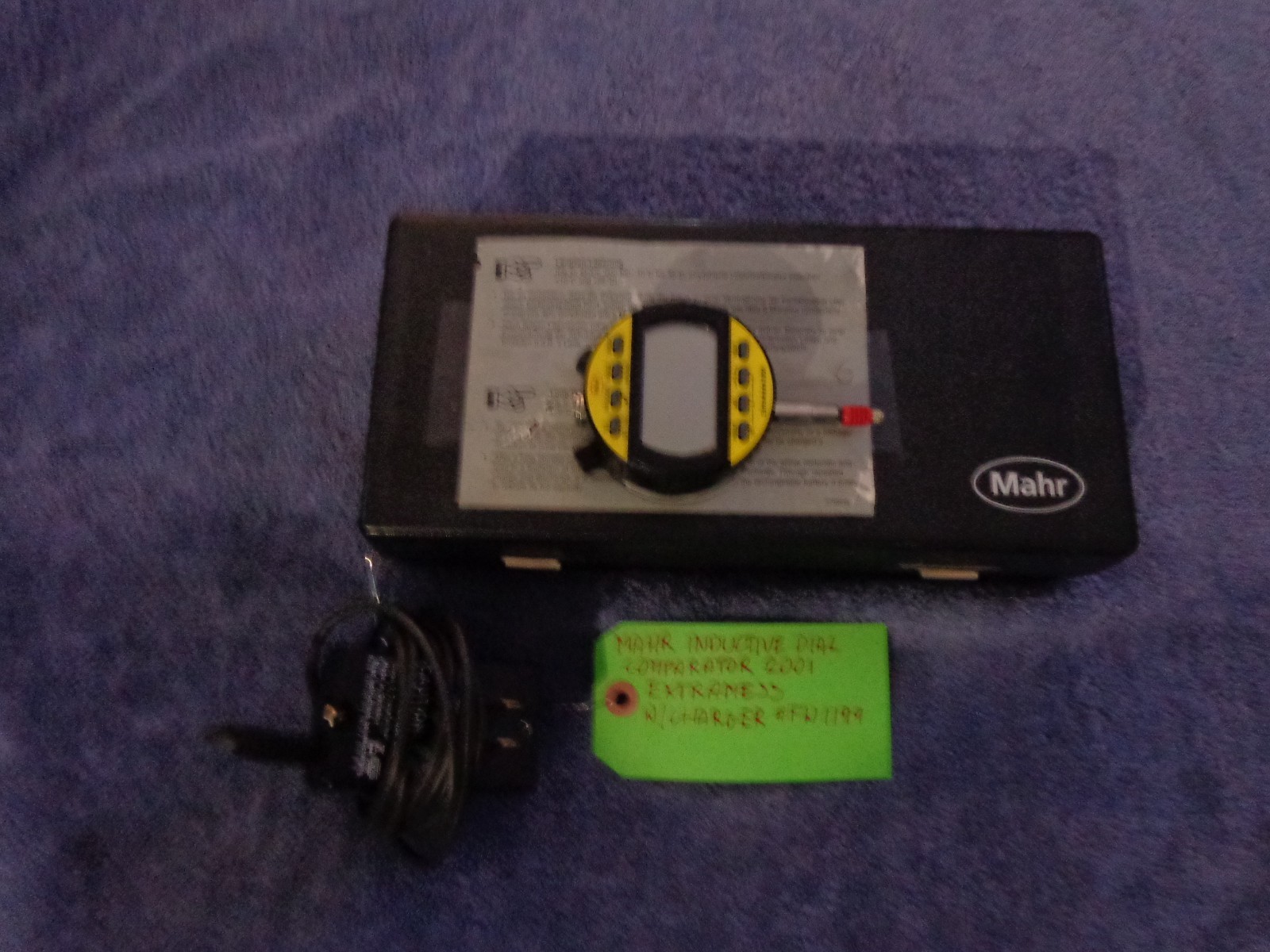 MAHR INDUCTIVE DIAL COMPARATOR EXTRAMESS 2001 W/CHARGER #FW1199