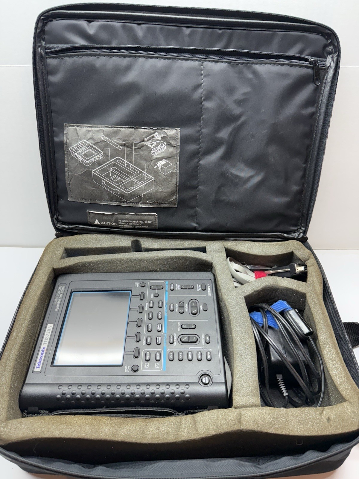 Tektronix THS720A: 100MHz Scope/DMM, Digital Real-Time 500MS/s (1309) US