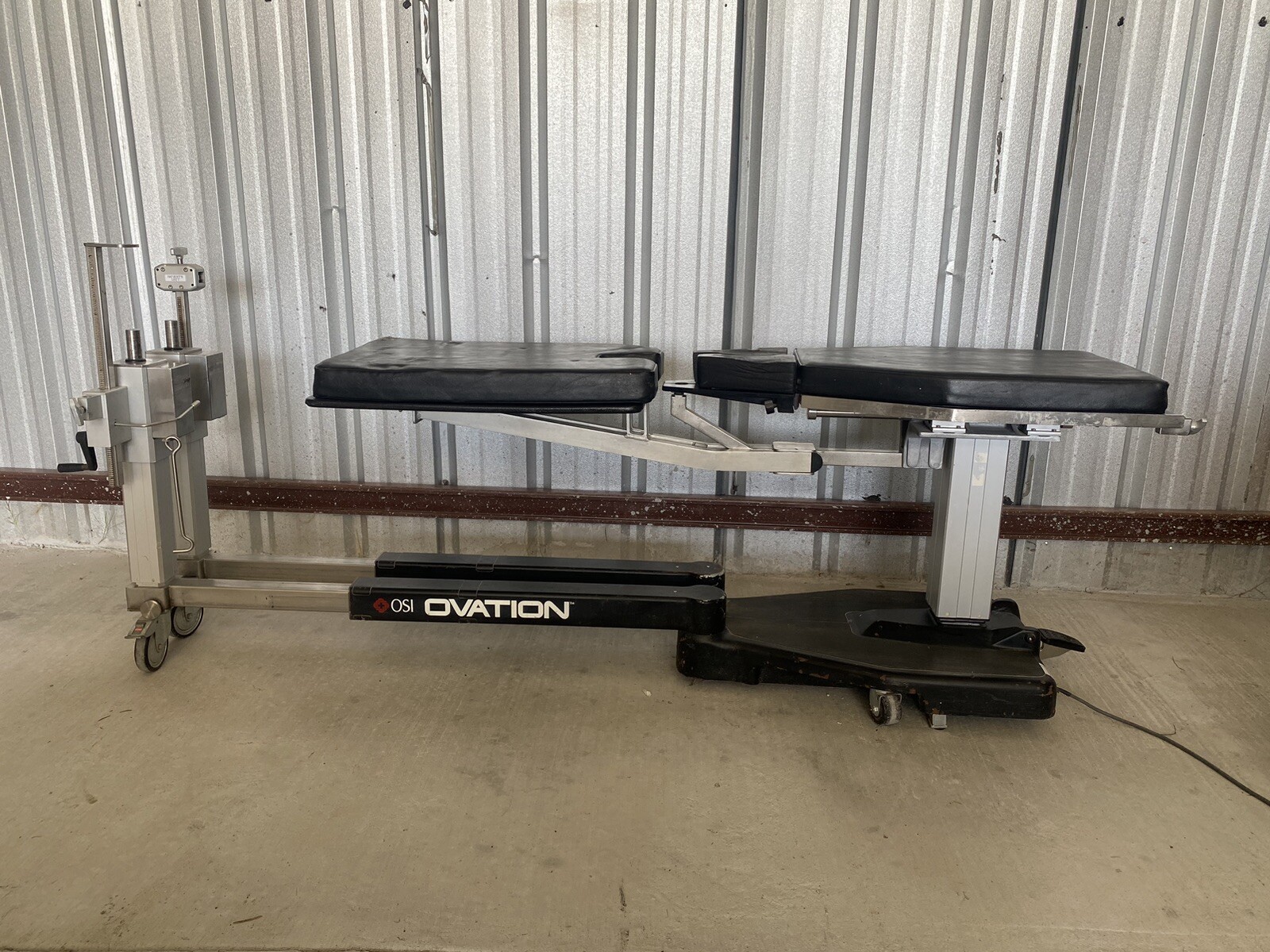 Osi ovation 6310 orthopedic trauma table