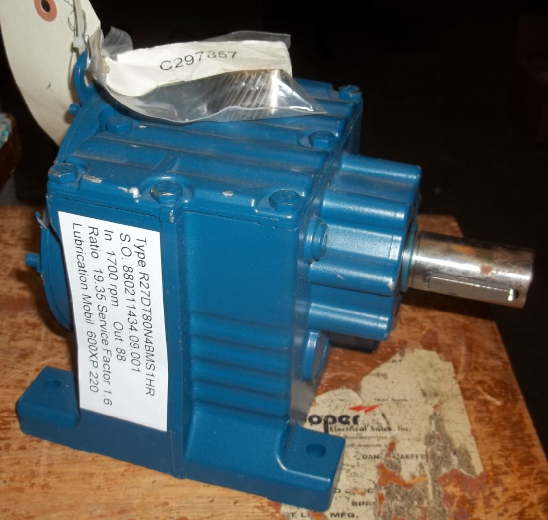SEW-EURODRIVE R27DT80N4BMS1HR 1700RPM 88RPM 19.35:1.6 GEAR SPEED REDUCER (876)